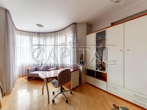 квартира за адресою Старонаводницька вул., 13