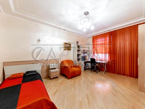 квартира за адресою Старонаводницька вул., 13