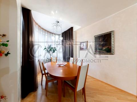 квартира за адресою Старонаводницька вул., 13