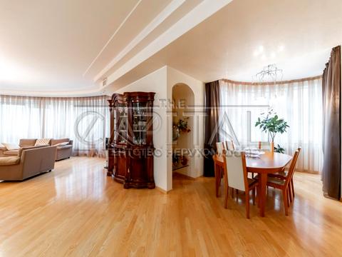 квартира за адресою Старонаводницька вул., 13