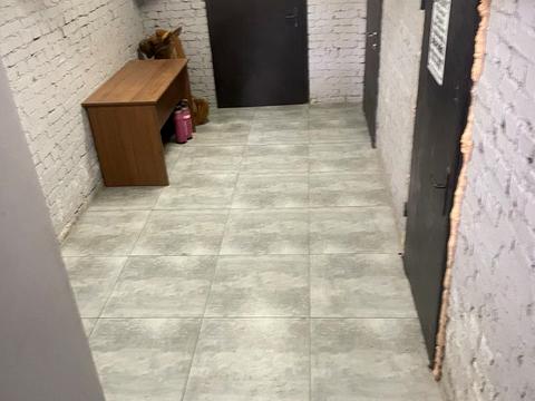комерційна за адресою Джона Маккейна вул. (Івана Кудрі), 14