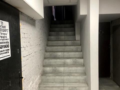 комерційна за адресою Джона Маккейна вул. (Івана Кудрі), 14