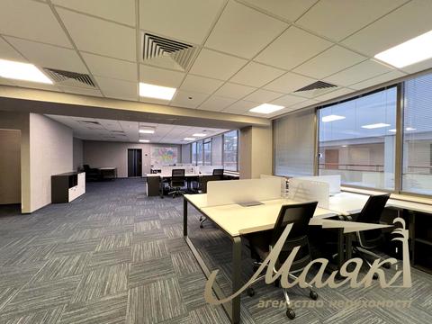 комерційна за адресою Богдана Хмельницького вул., 52