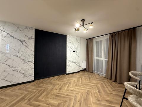 квартира за адресою Володимира Великого вул. (Артема), 10