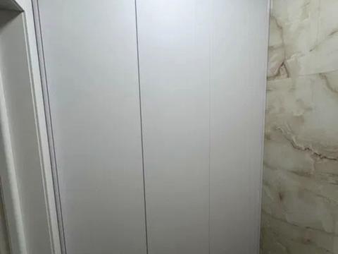 будинок за адресою Євгена Харченка вул. (Леніна), 42/1