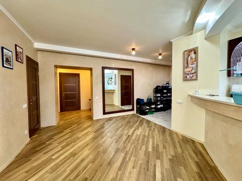 квартира за адресою Братів Горобців вул. (Дмитра Кедріна), 53-А