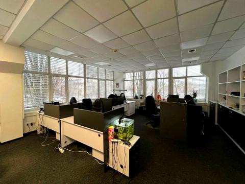 комерційна за адресою Київ, Дегтярівська вул., 52