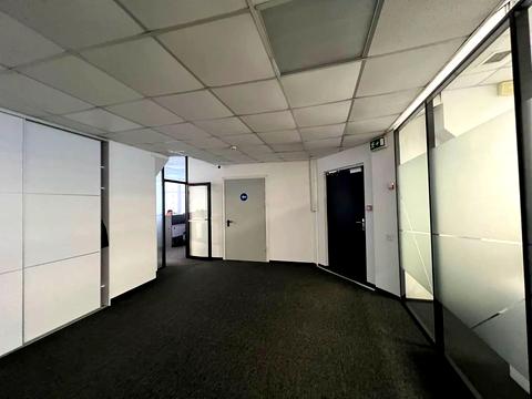 комерційна за адресою Київ, Дегтярівська вул., 52