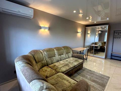 квартира за адресою Дніпро, Героїв просп., 23