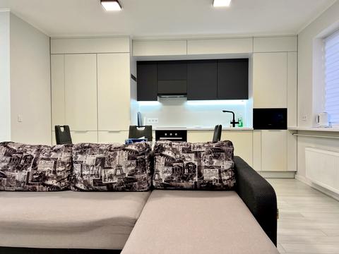 квартира за адресою Стрітенська вул. (Комсомольська), 18