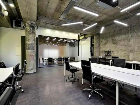 комерційна за адресою Київ, Саксаганського вул., 120