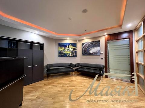 комерційна за адресою Богдана Хмельницького вул., 52