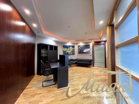 комерційна за адресою Богдана Хмельницького вул., 52