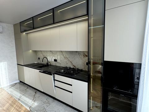 квартира за адресою Степана Бандери вул., 77-Б