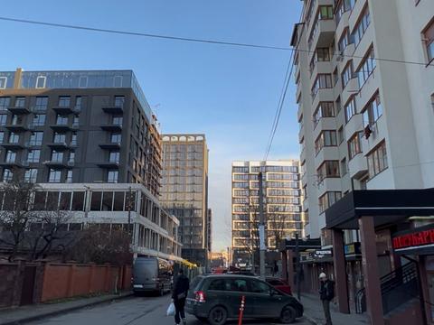 коммерческая по адресу Хотинская ул., 12