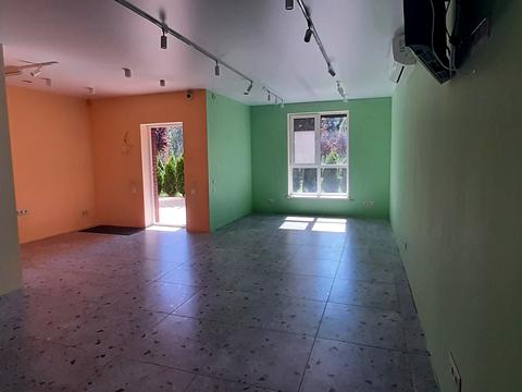 комерційна за адресою Прорізна вул., 13