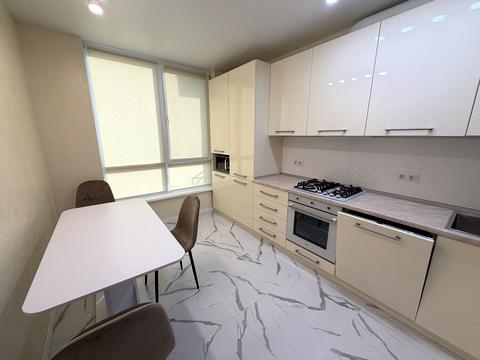 квартира за адресою Юліана Пелеша вул., 3