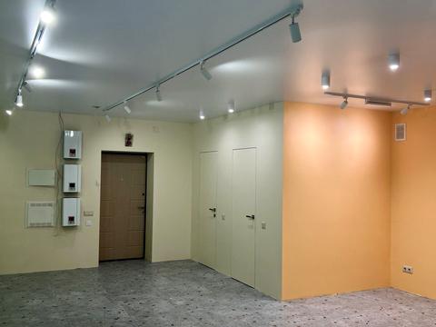 комерційна за адресою Прорізна вул., 13