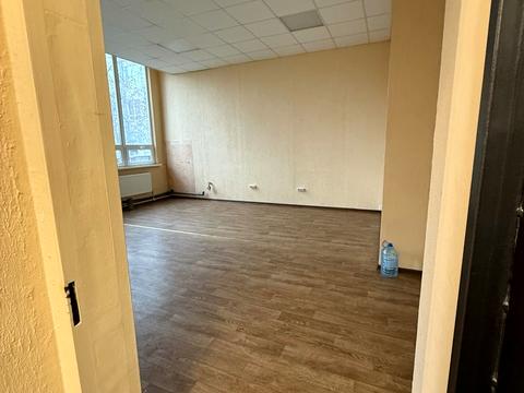 комерційна за адресою Слобожанський просп. (ім. газети Правда), 29