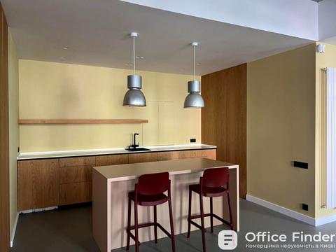 комерційна за адресою Тараса Шевченка бульв., 48-Б