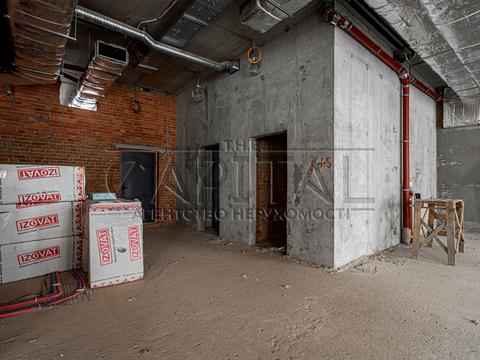 комерційна за адресою Петра Сагайдачного вул., 18