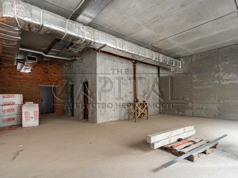 комерційна за адресою Петра Сагайдачного вул., 18