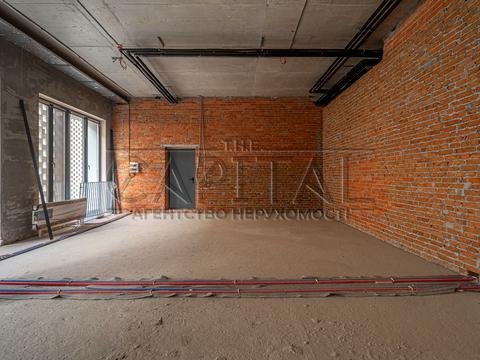 комерційна за адресою Петра Сагайдачного вул., 18