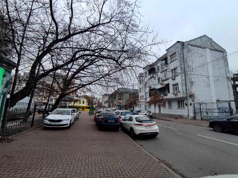 квартира за адресою Братська вул., 4