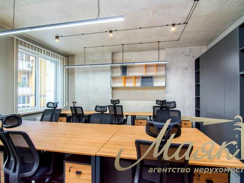 комерційна за адресою Саксаганського вул., 37-К