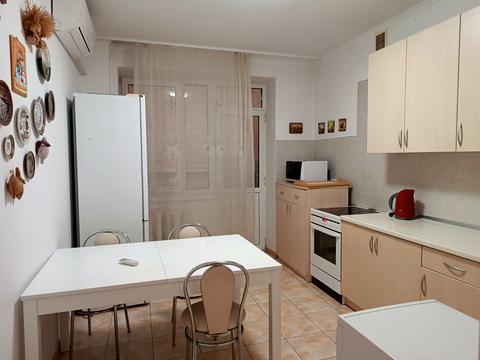 квартира за адресою Миколи Бажана просп., 14