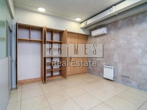 комерційна за адресою Спортивна пл., 6