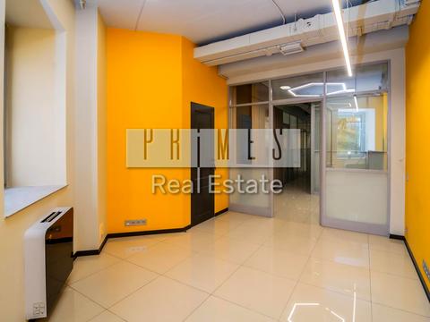 комерційна за адресою Спортивна пл., 6