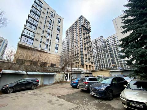 паркомісце за адресою Олеся Гончара вул., 40