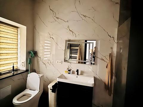 будинок за адресою Центральна вул.