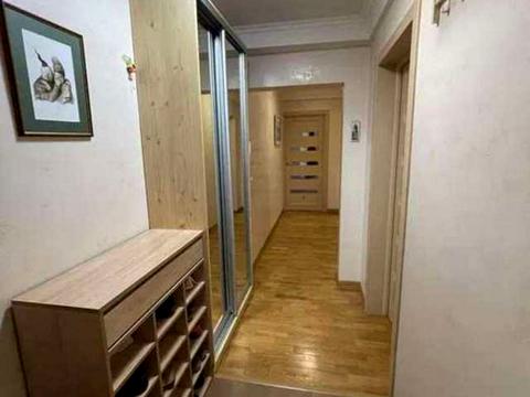 квартира за адресою Зодчих вул., 34