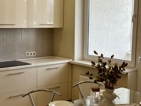 квартира за адресою Голосіївський просп. (40-річчя Жовтня), 30-Б