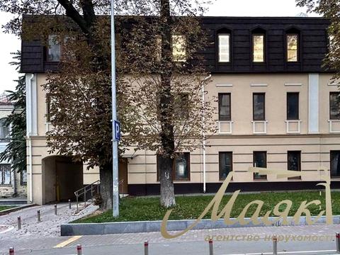 комерційна за адресою Івана Франка вул., 28