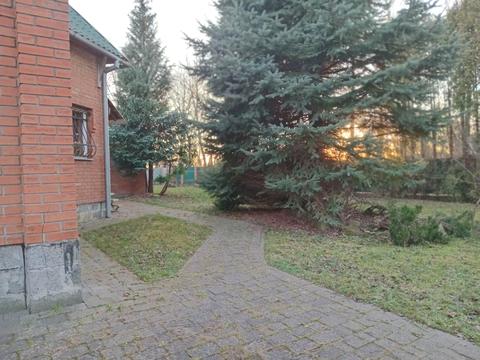 комерційна за адресою Олександра Олеся вул., 1