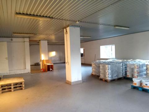 комерційна за адресою Олександра Олеся вул., 1