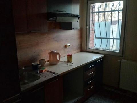 комерційна за адресою Олександра Олеся вул., 1