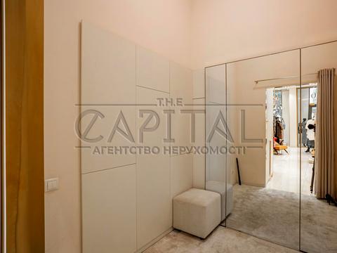 комерційна за адресою Антоновича вул. (Горького), 44