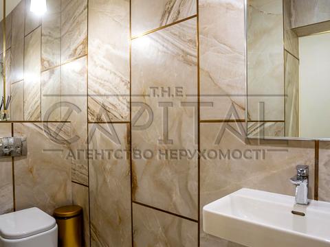 комерційна за адресою Антоновича вул. (Горького), 44