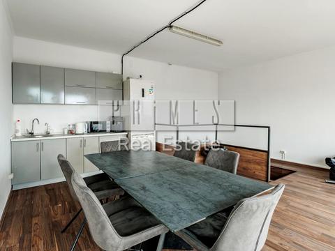 комерційна за адресою Михайла Бойчука вул. (Кіквідзе), 4-А