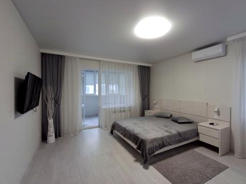 квартира по адресу Князя Владимира Великого просп., 83