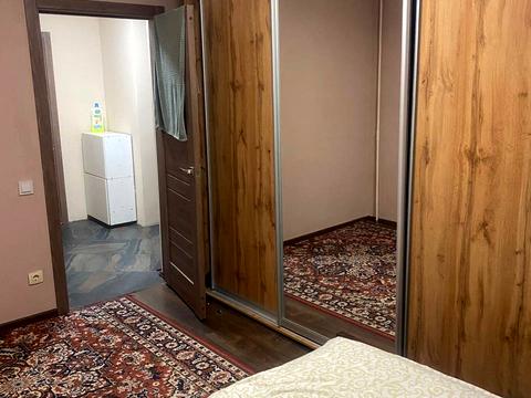 квартира по адресу Кулика і Гудачека ул. (Макарова), 6