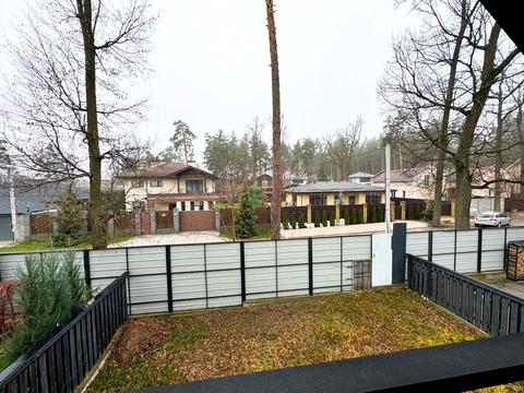 дом по адресу Евгения Коновальца ул.