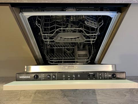 квартира по адресу Радистов ул., 34-Ж