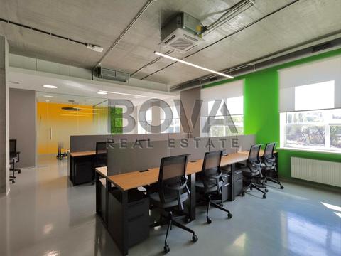 комерційна за адресою Нижньоключова вул., 14