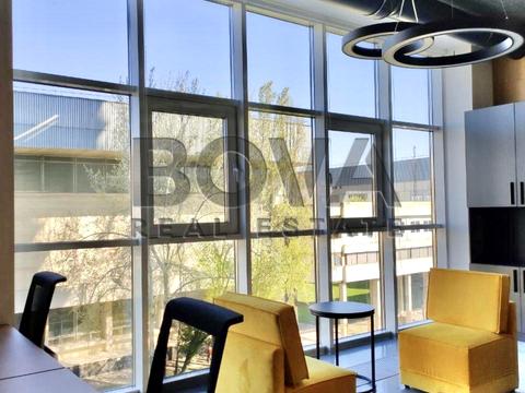 комерційна за адресою Нижньоключова вул., 14