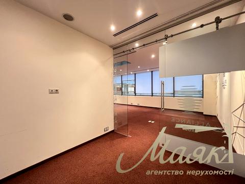 коммерческая по адресу Богдана Хмельницкого ул., 52/17